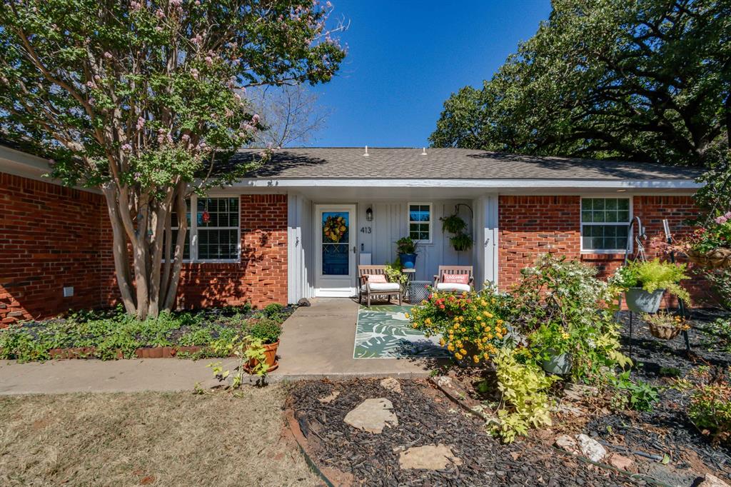 Welcome home to one of Edmond's most-coveted neighborhoods.  Centrally located, with easy access to everything that makes this community a joy to call home, 413 offers so many options for a variety of potential buyers.  With a split plan, putting the primary bed and bath just off the kitchen, two bedrooms that share a versatile flex space, and a 4th bedroom that also features a private bath, this is the ultimate purchase opportunity.  Rarely do you find a home with so much charm, from its parquet floors to cozy living spaces to its private cul-de-sac location, that also offers personal space for everyone in the house.  The open cook-friendly kitchen/den area, with wood-burning fireplace, makes entertaining two or twenty a breeze.  Plenty of bookcases, cabinets, and closets offer storage and convenience.  The large utility area, just off the primary bedroom, allows for easy clean-up or Saturday morning chores.  And the private backyard makes evenings outside fun and secure.  Edmond has plenty of home buying opportunities but none as unique and well-maintained as this Edmond gem.  413 is definitely a must see....better yet, a must have!