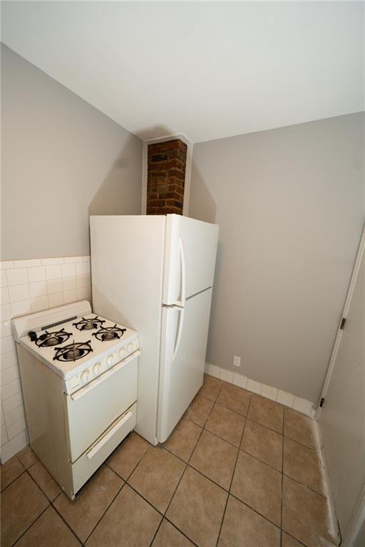 1316 Admiral Boulevard