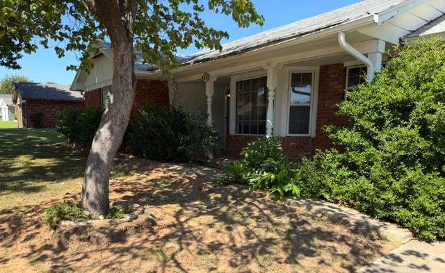Priced in mind for repairs.  It is my understanding that a claim has been paid for the roof