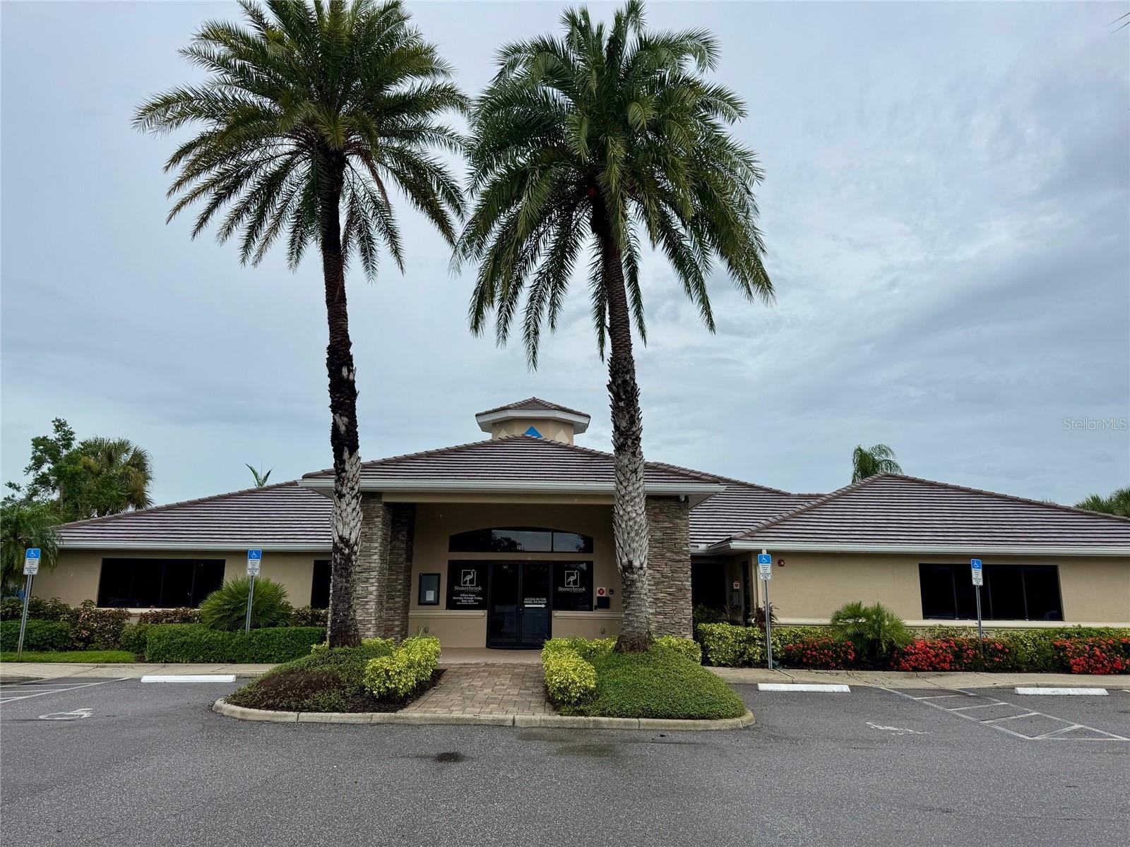 803 Fairwaycove Lane 206