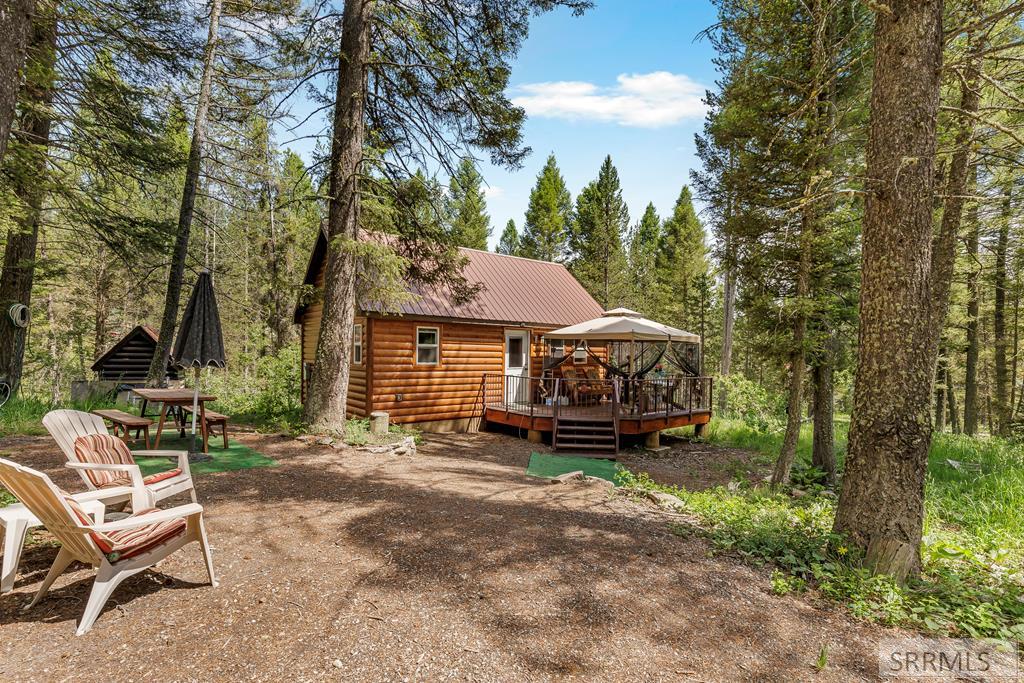 4132 Beaver Springs Road