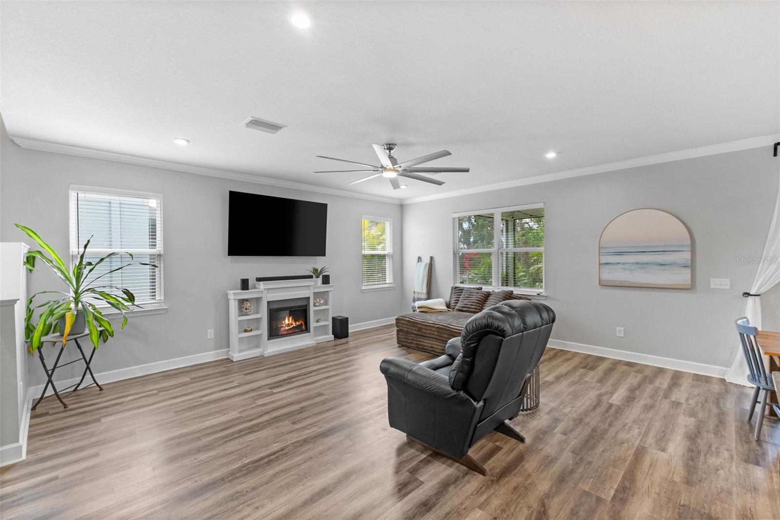 8523 Rain Lily Crossing