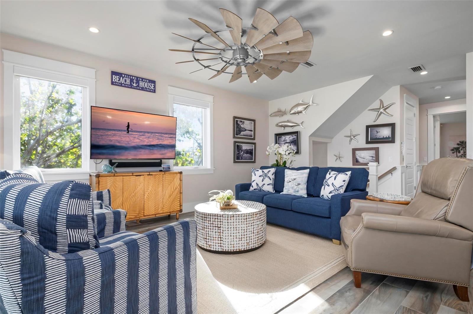 915 N Shore Drive