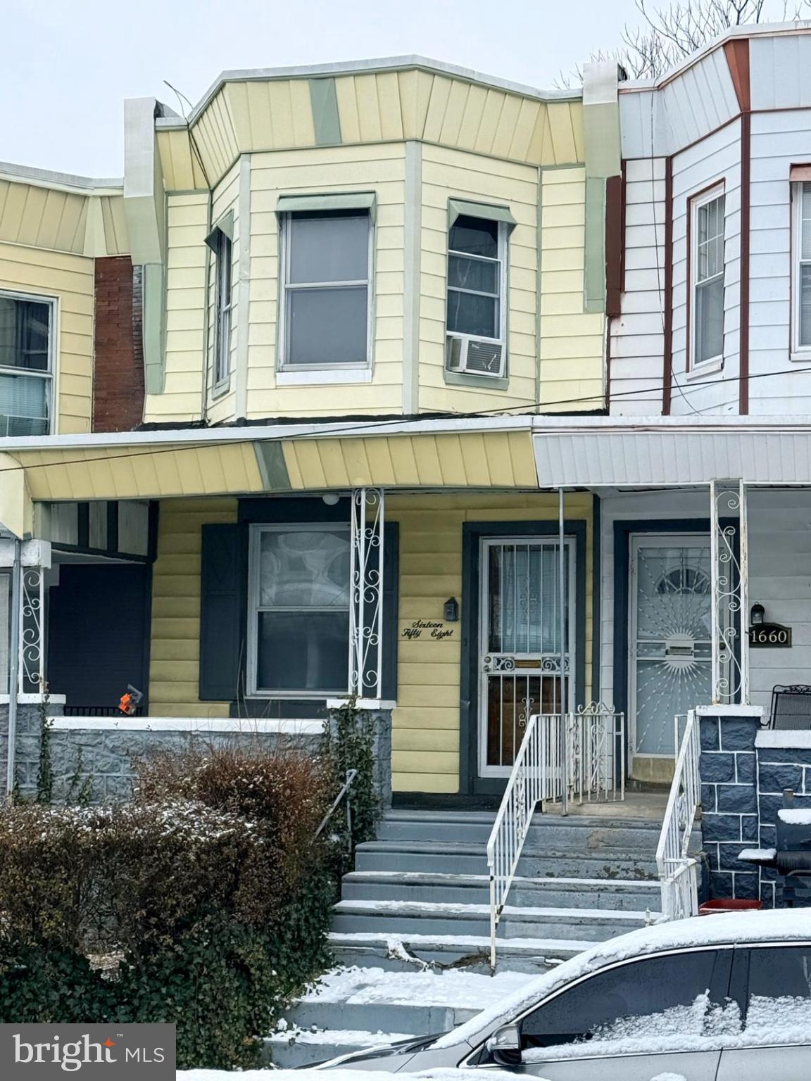 1658 N Redfield Street