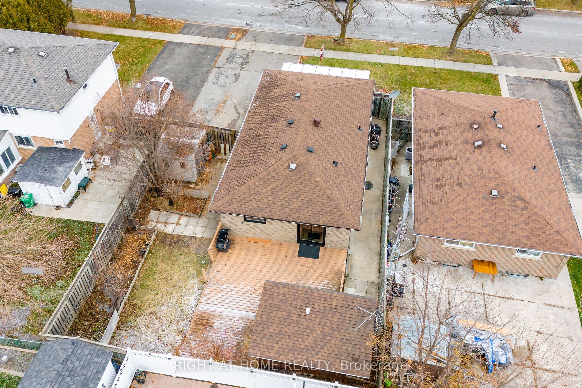 190 Archdekin Dr
