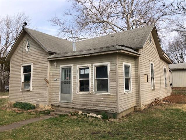 601 E 2nd Street