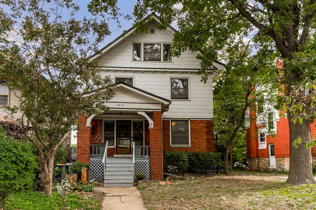 3215 Central Street