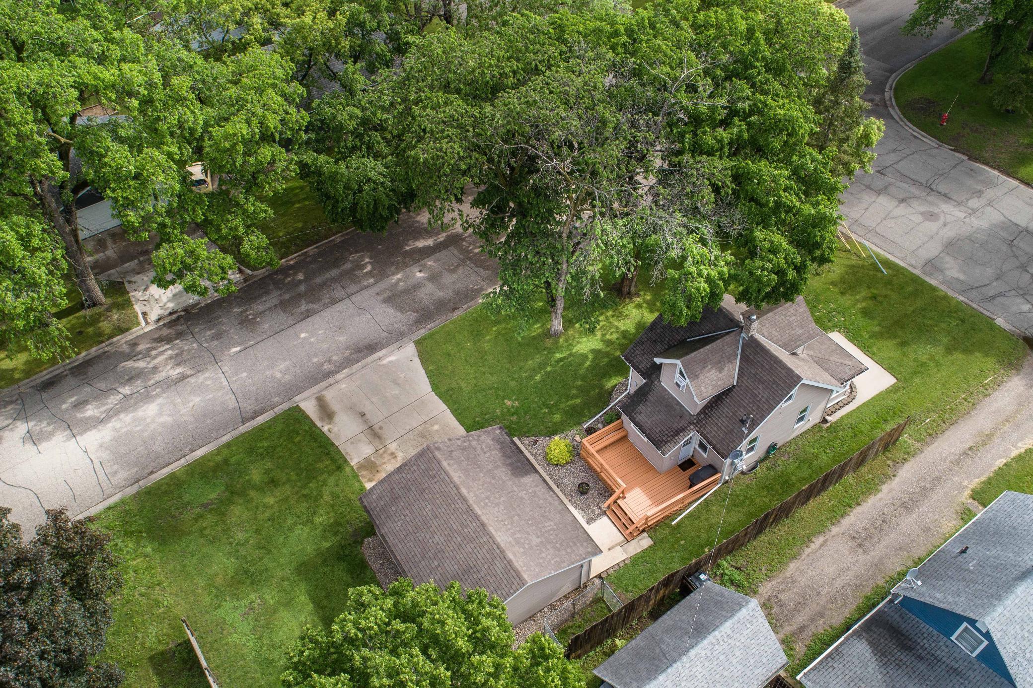 1121 N Cleveland Avenue