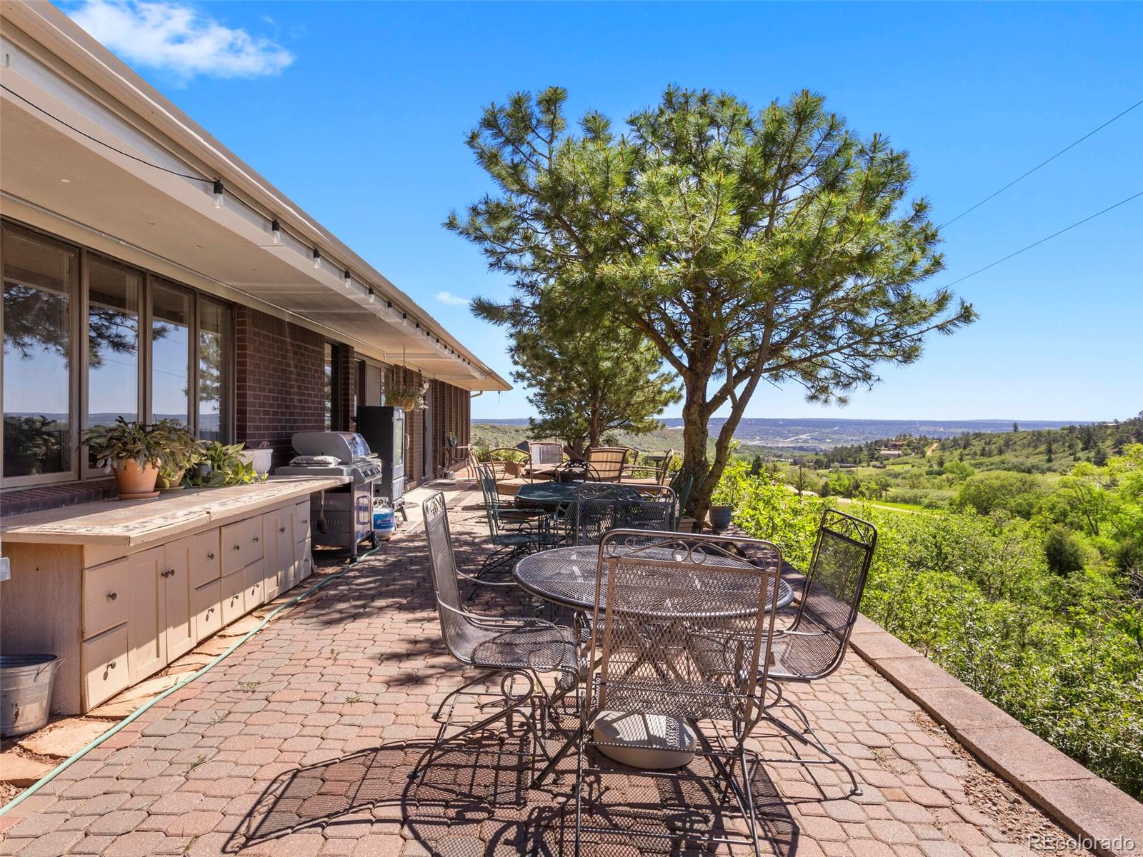 4420 Green Mountain Drive
