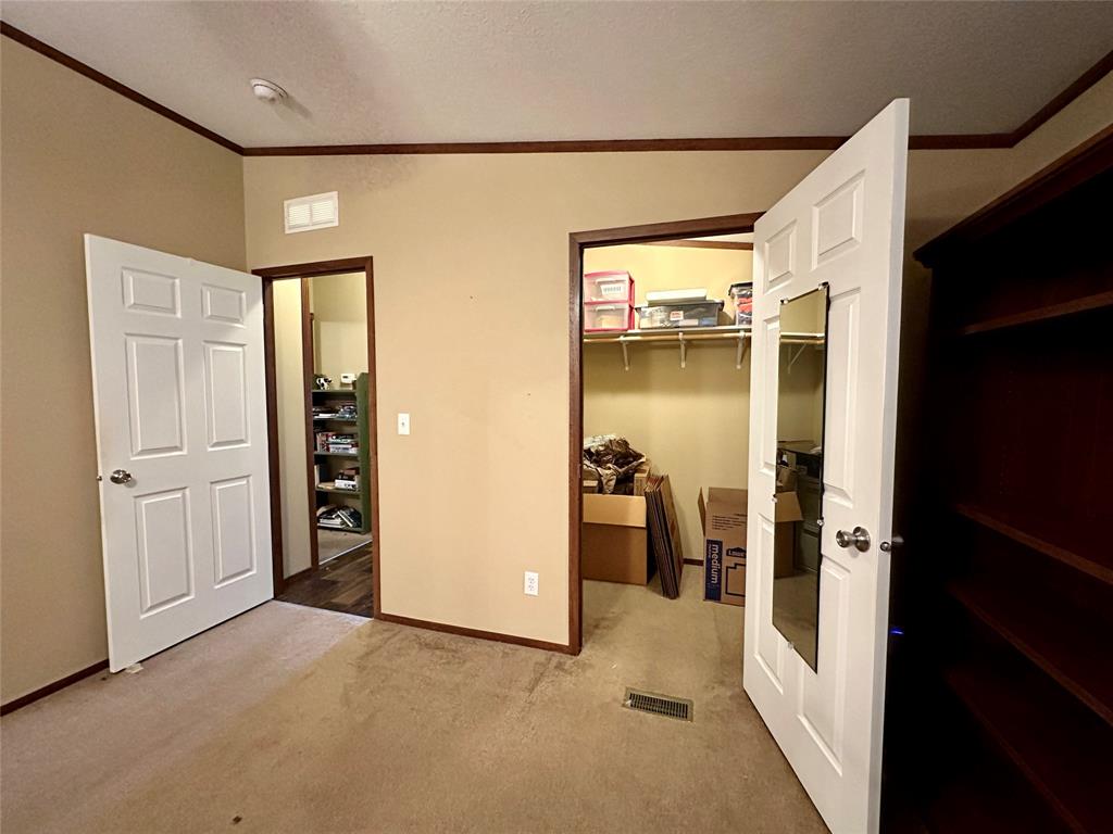 1636 County Road 207