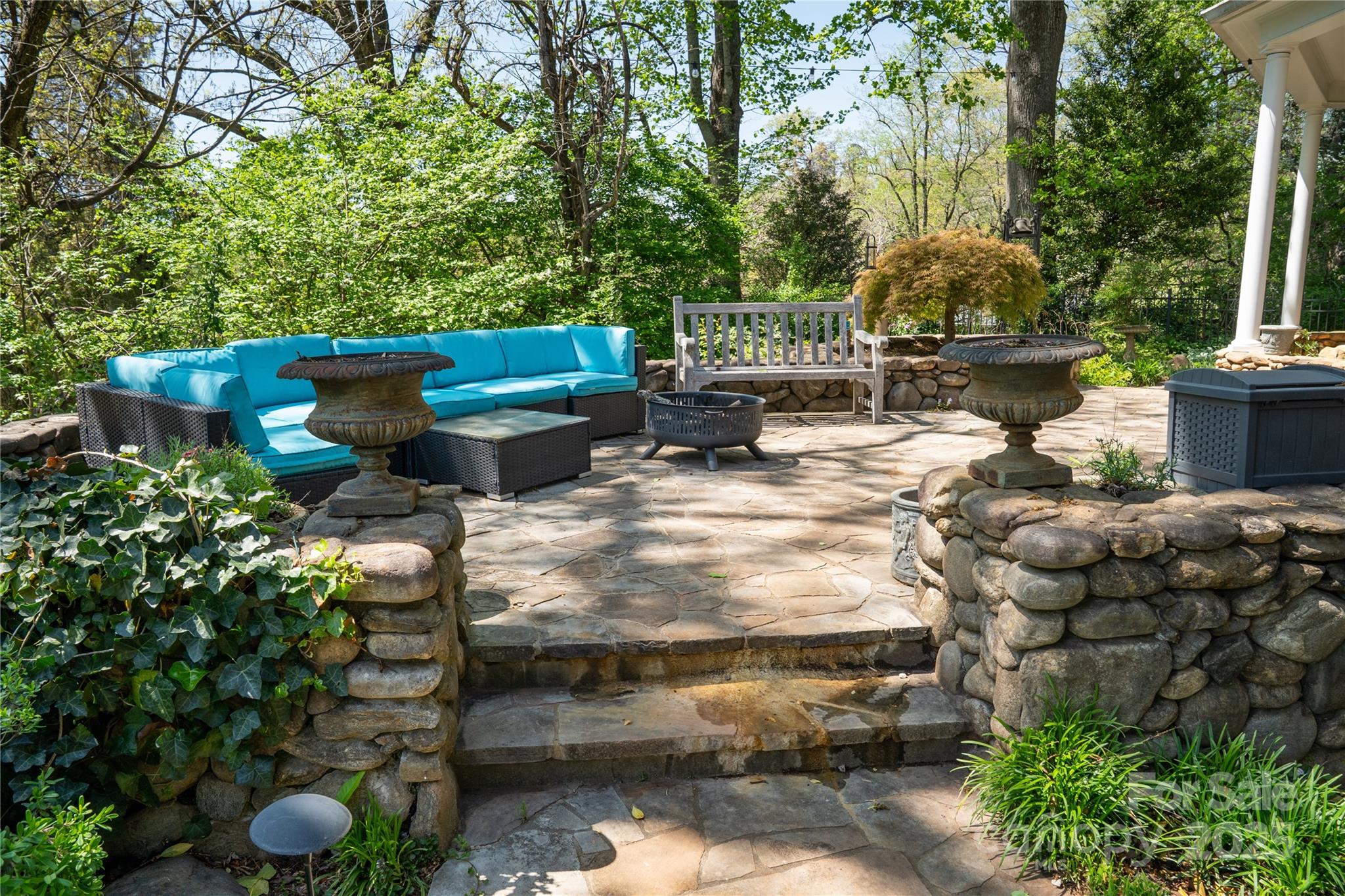 447 & 459 N Washington Street