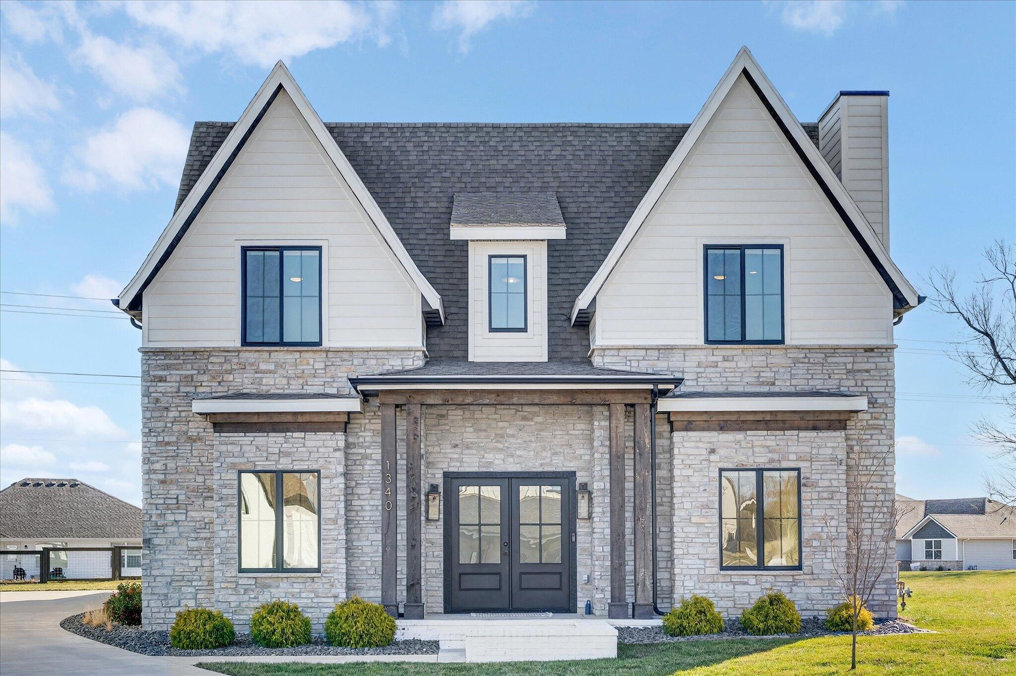 1340 S Wilder Trail