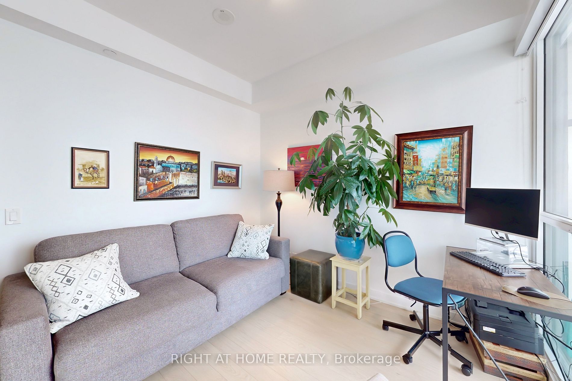 10 Park Lawn Rd 3510