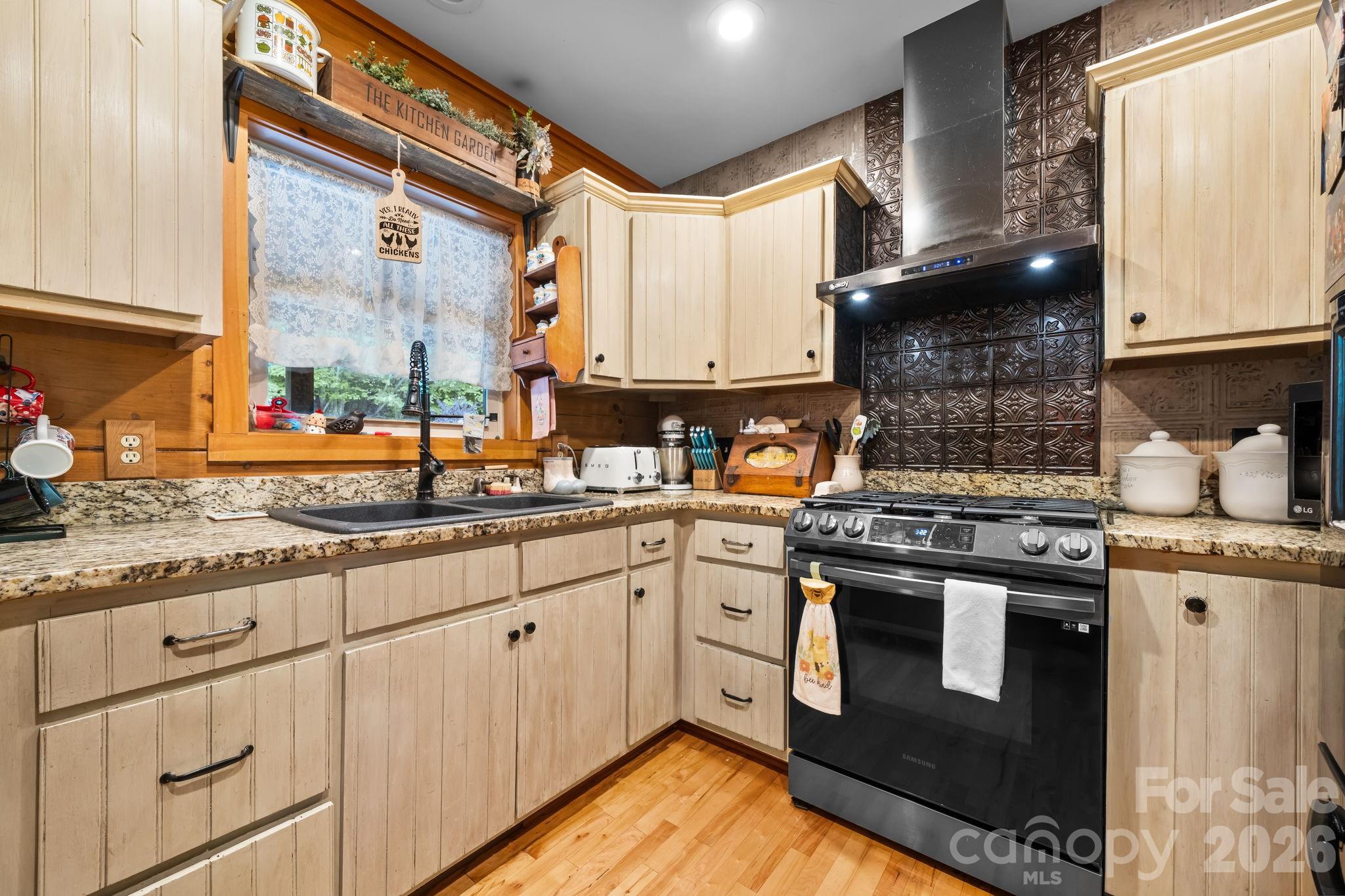 3355 Helton Hartley Place