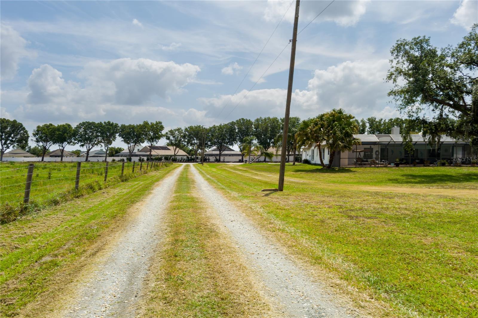 5403 Red Rooster Road