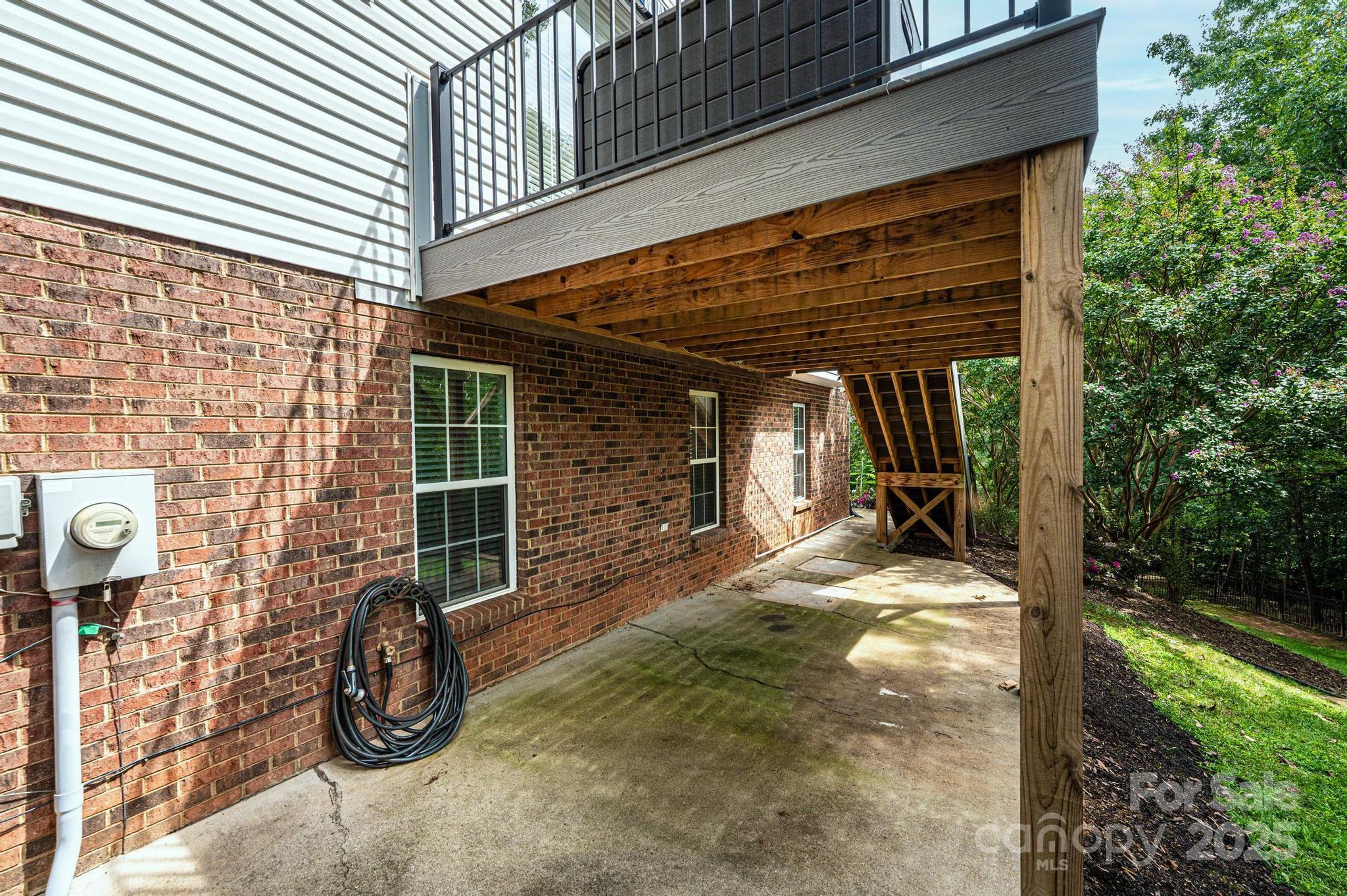 4963 Old River Drive