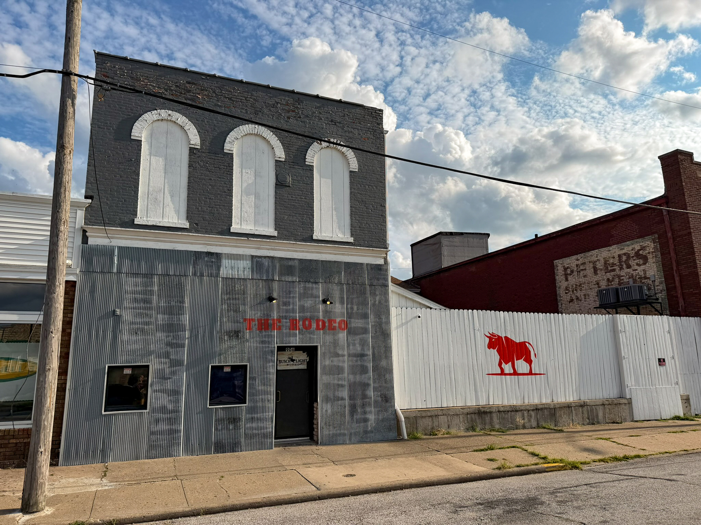 906 Hampshire Street