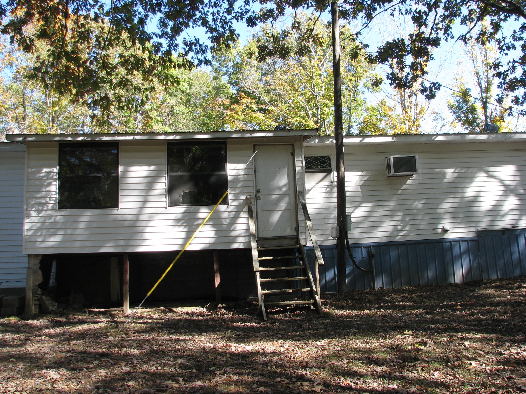 329 Clover Ln