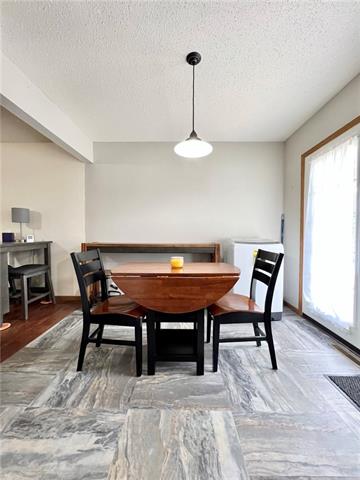 130 W Park Avenue