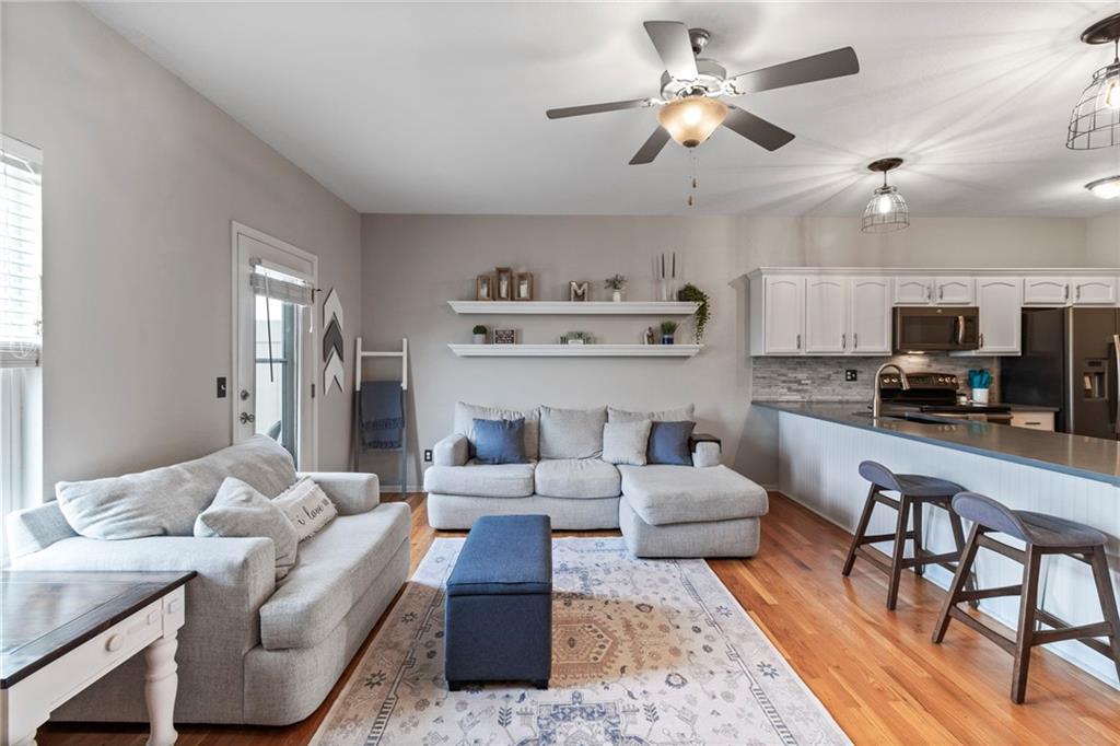 4004 NW 94th Terrace