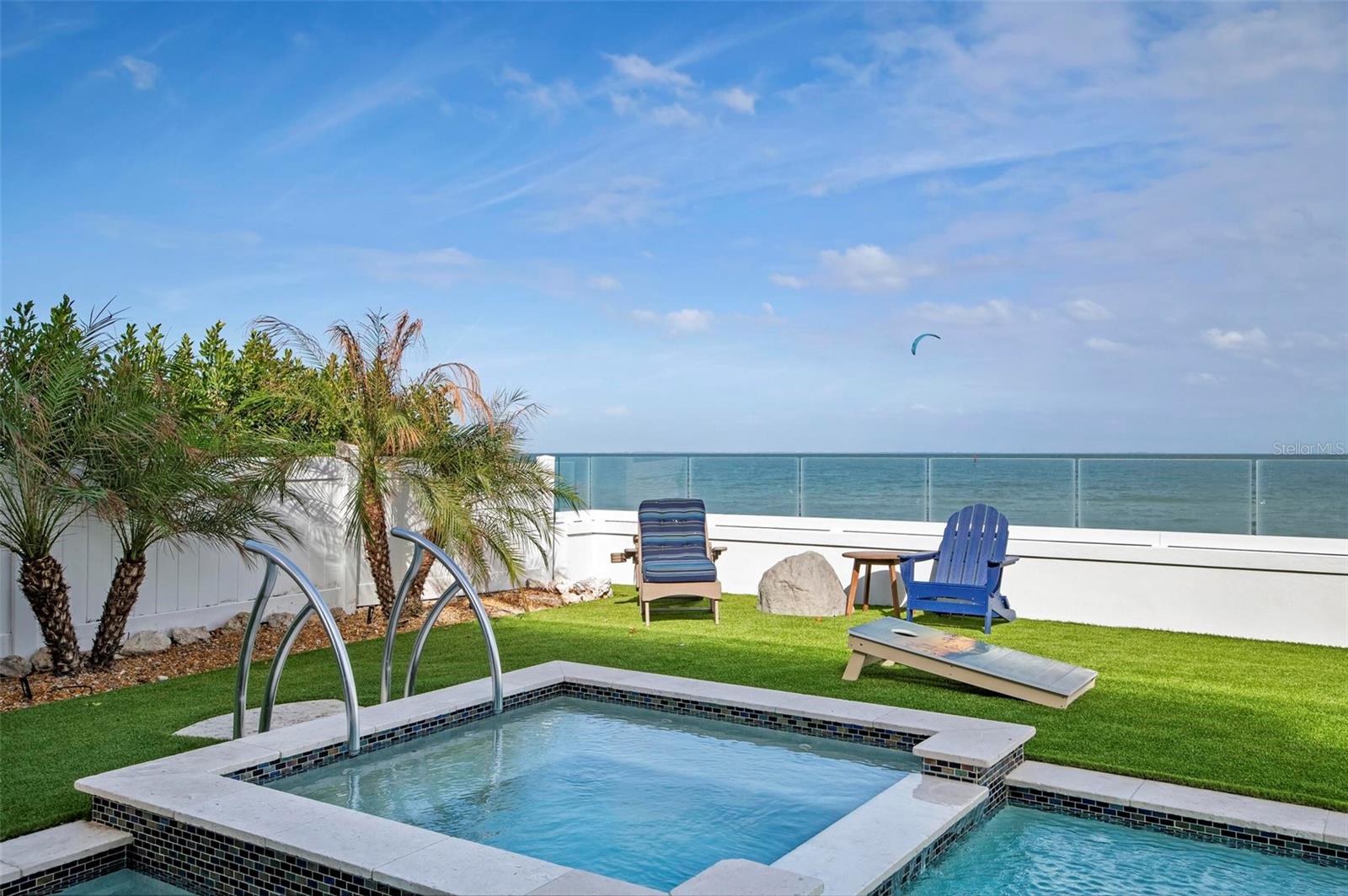 915 N Shore Drive