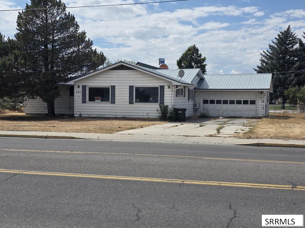 491 N Meridian Street