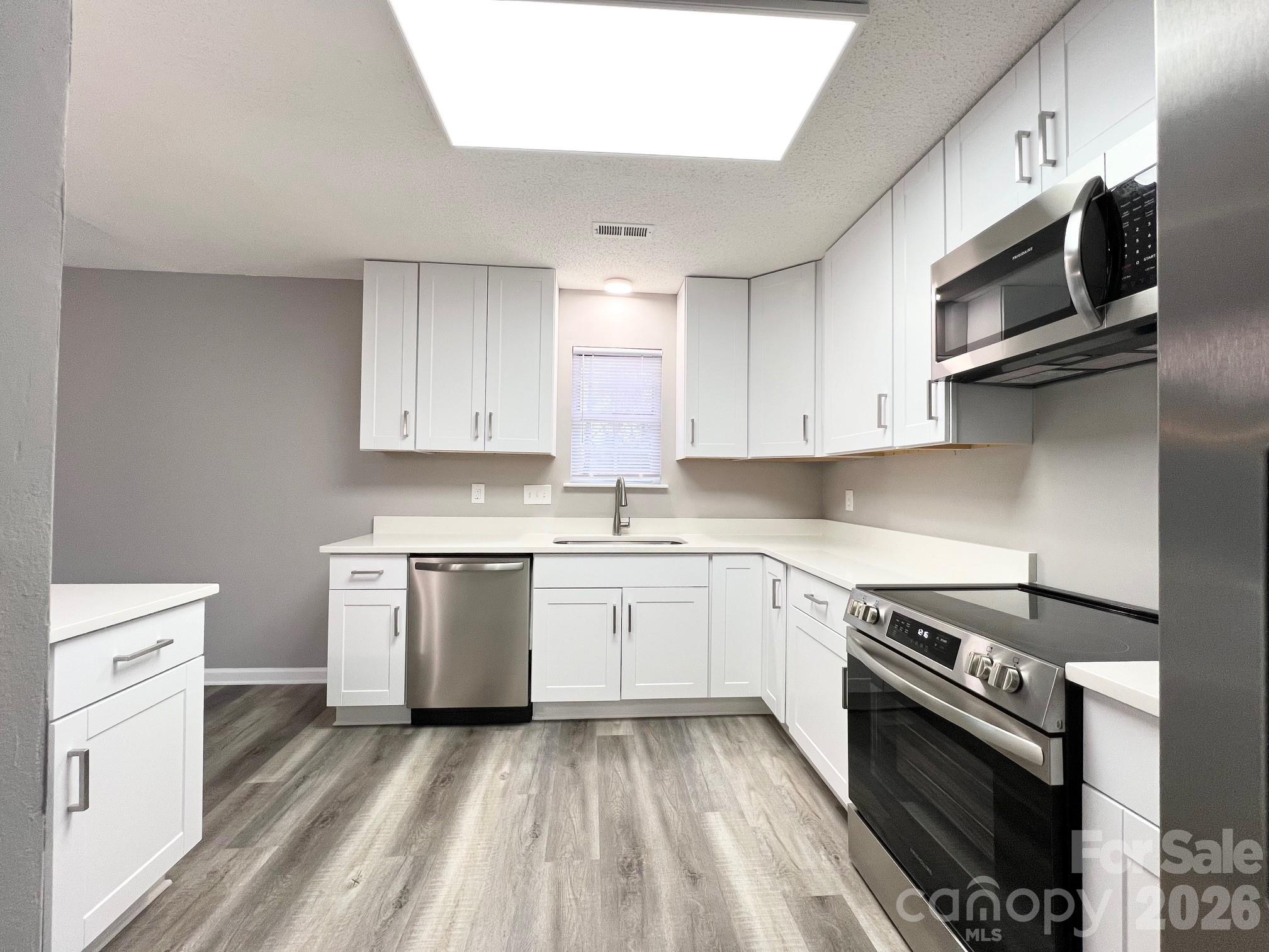 1731 Teddington Drive