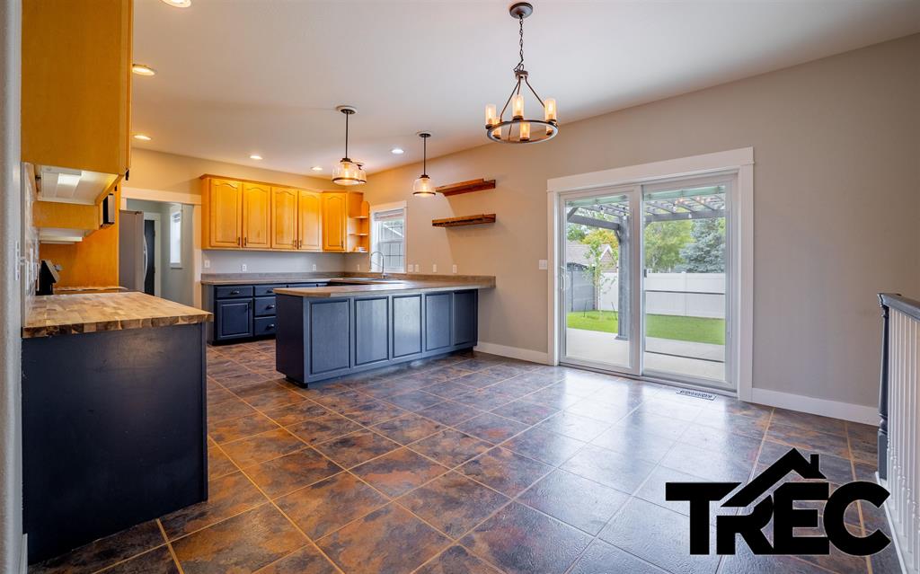 642 Cedarwood