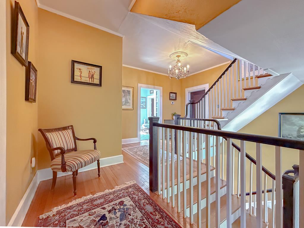 212 Bay Ave 9A