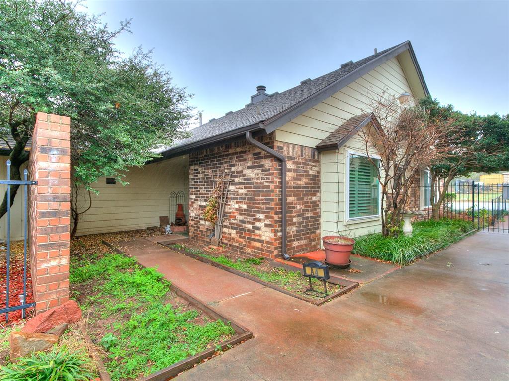 Hidden Gem in Brookhaven West!-Tucked away in a 14 unit community just South of NW Expressway.  This condo has tall ceilings with natural light skylight. Totally remodeled with new kitchen cabinets, paint, new stove and dishwasher. New tile flooring in kitchen and new laminate flooring in living room. New patio door and front door. 2 large bedrooms and 1.5 baths. Private entry and fenced patio with room for hot tub. Close to shopping, restaurants and the turnpike.  Must see this one!