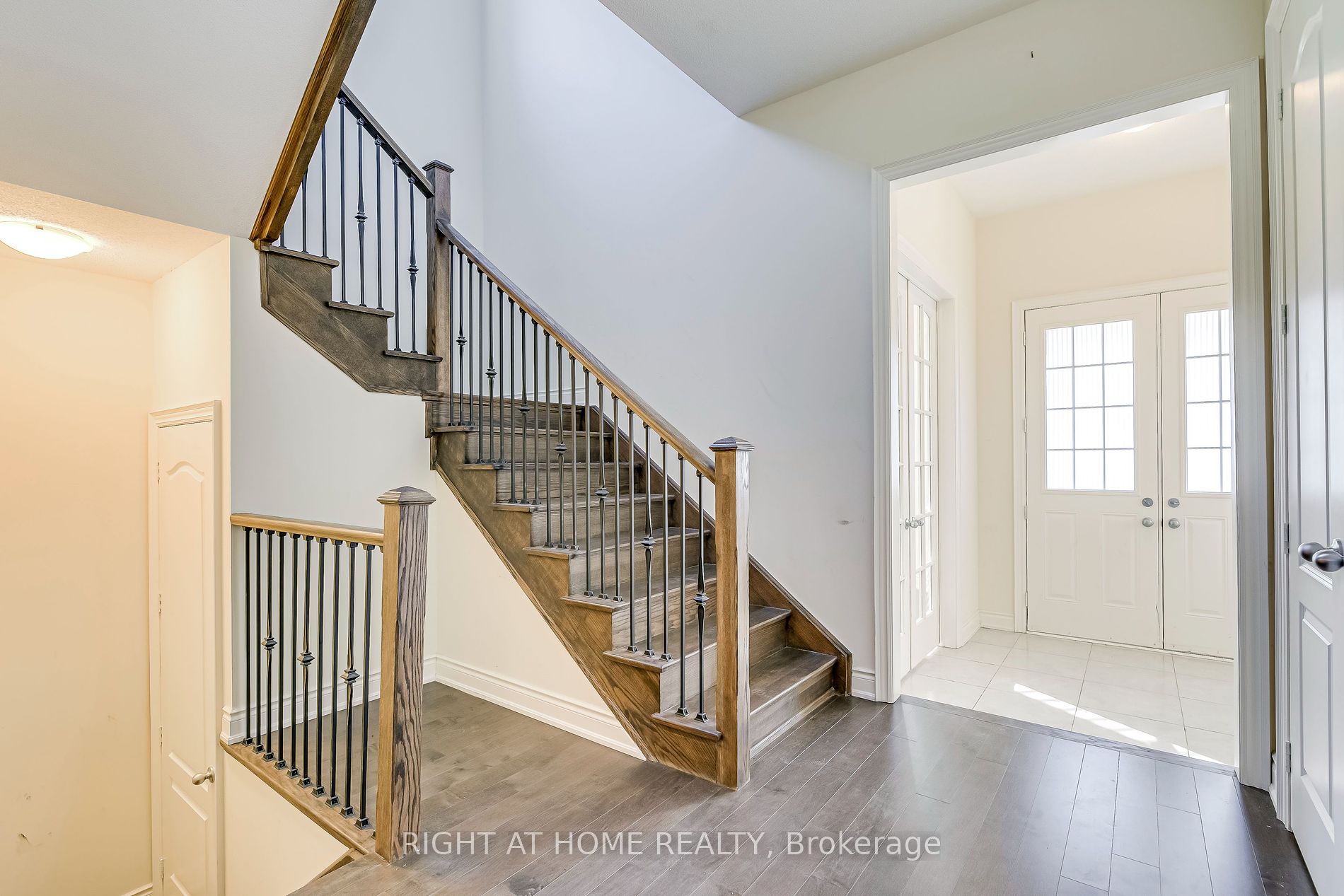 1551 Doran Cres