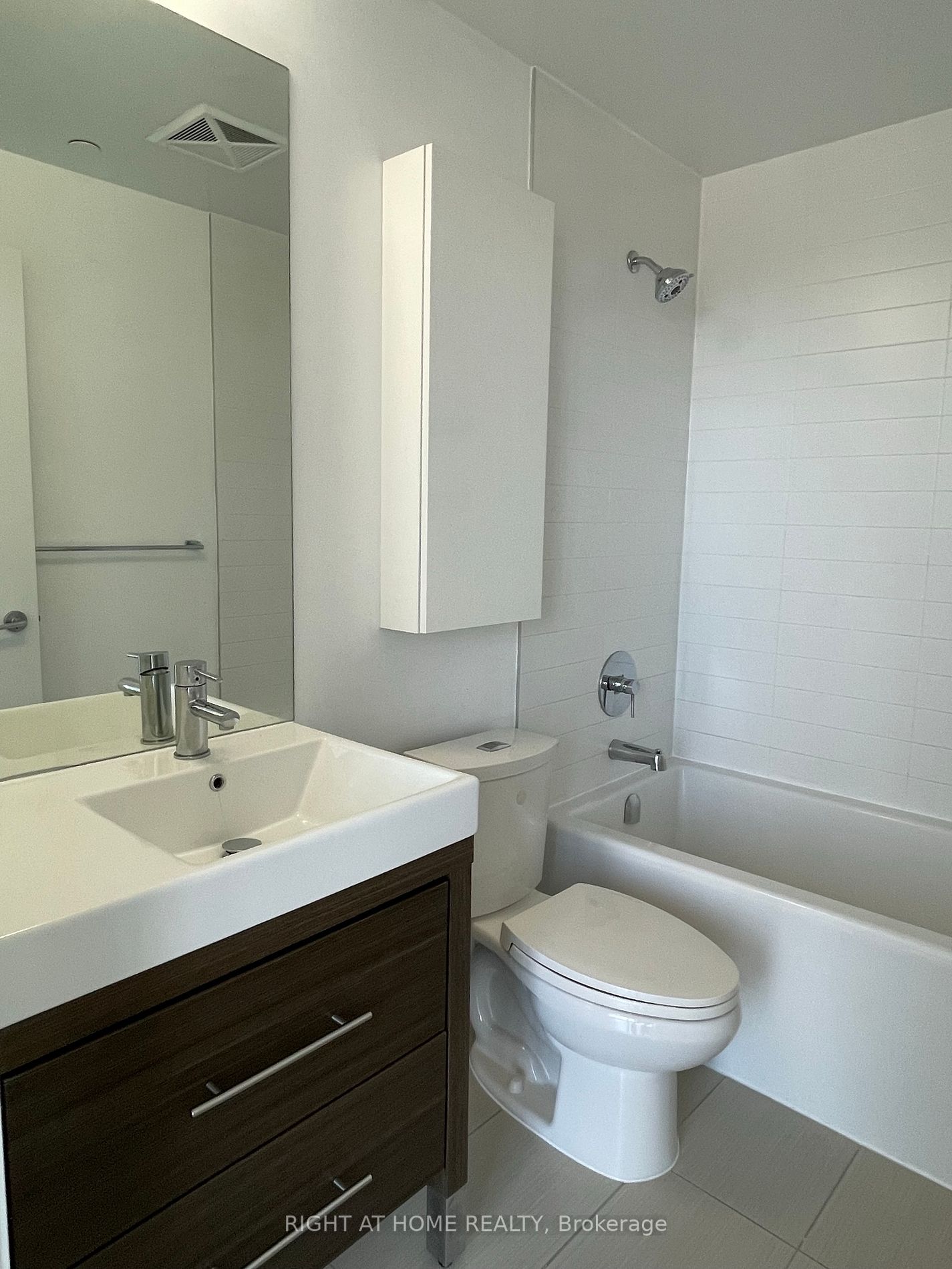 66 Forest Manor Rd 2106
