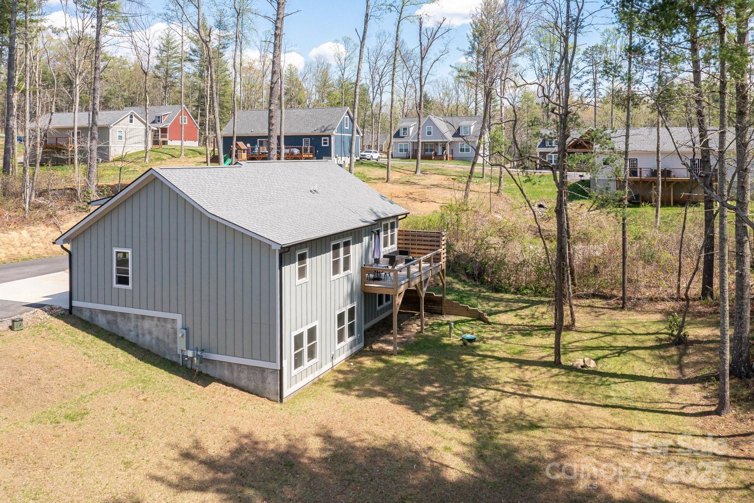 209 Fall Leaves Drive