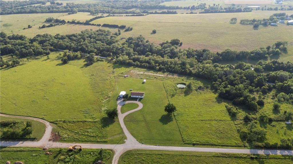 32241 NE Neosho Road