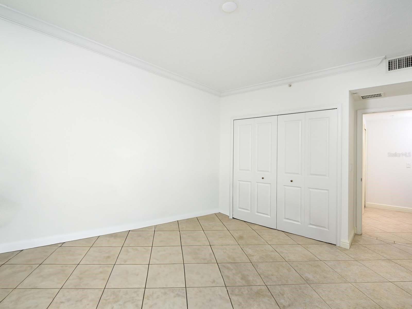 1255 N Gulfstream Avenue 1106