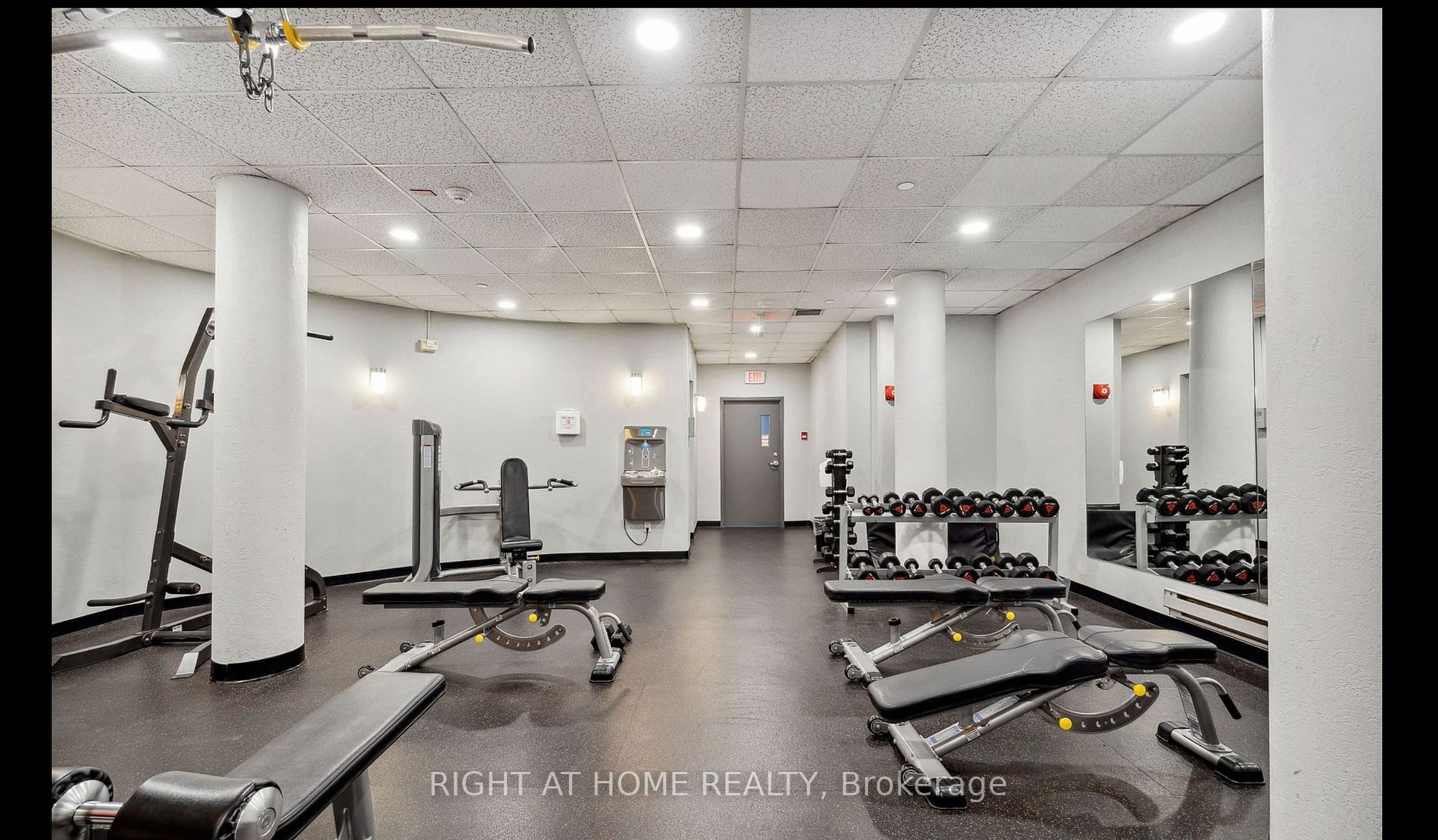 5785 Yonge St 505