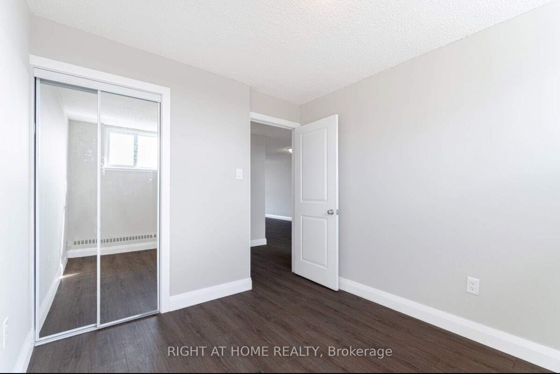 4673 Jane St 621