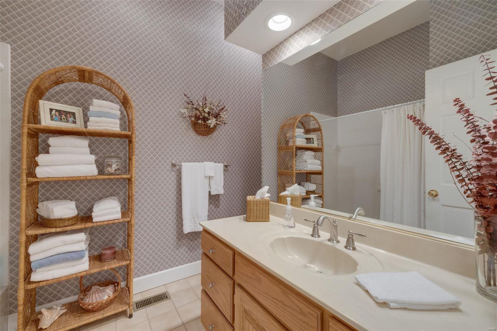 13173 S. State Hwy 21