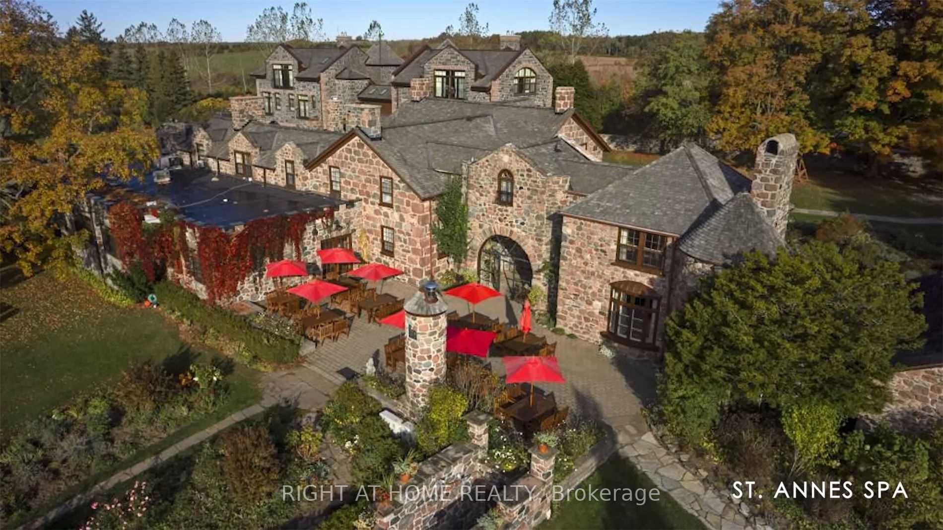 418 Victoria Beach Rd