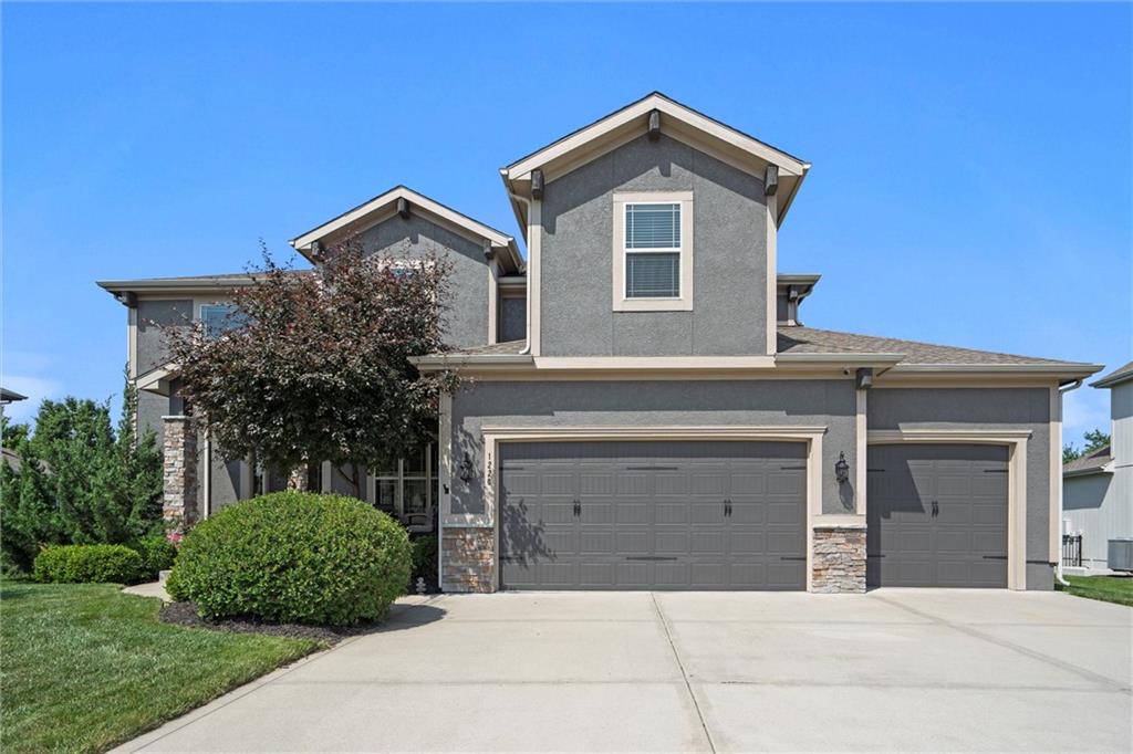 Simply the best! This 5 bedroom, 5 bath home has it all and pride of ownership shows in every way! This award winning Cambridge floor plan features flexible main floor guest bedroom/office with private bath, huge walk-in pantry, full granite kitchen, wine fridge, gas cook-top, formal dining, breakfast room and more! Stylish decor and perfectly maintained. Upper level features large bedrooms and massive Primary Suite with enormous walk-in closet and over-sized tile shower with dual shower heads. The finished lower level is second to none! Layout features: Poker area, full bath and a wet-bar that is absolutely the best! Additional features include: covered patio, Elite Metal fence, professional landscaping, fresh exterior paint and more! Why build and wait...over 4,000 sq feet of quality. Enjoy Creekmoor amenities including: Fitness/Clubhouse and Grill, pool, semi-private golf course and lake access! Creekmoor... a lifestyle community second to none!