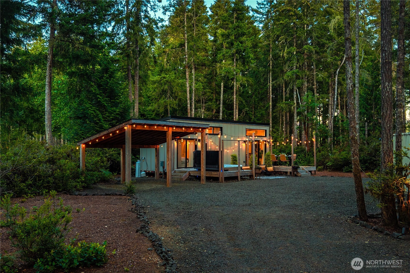 1431 E Phillips Lake Loop Road
