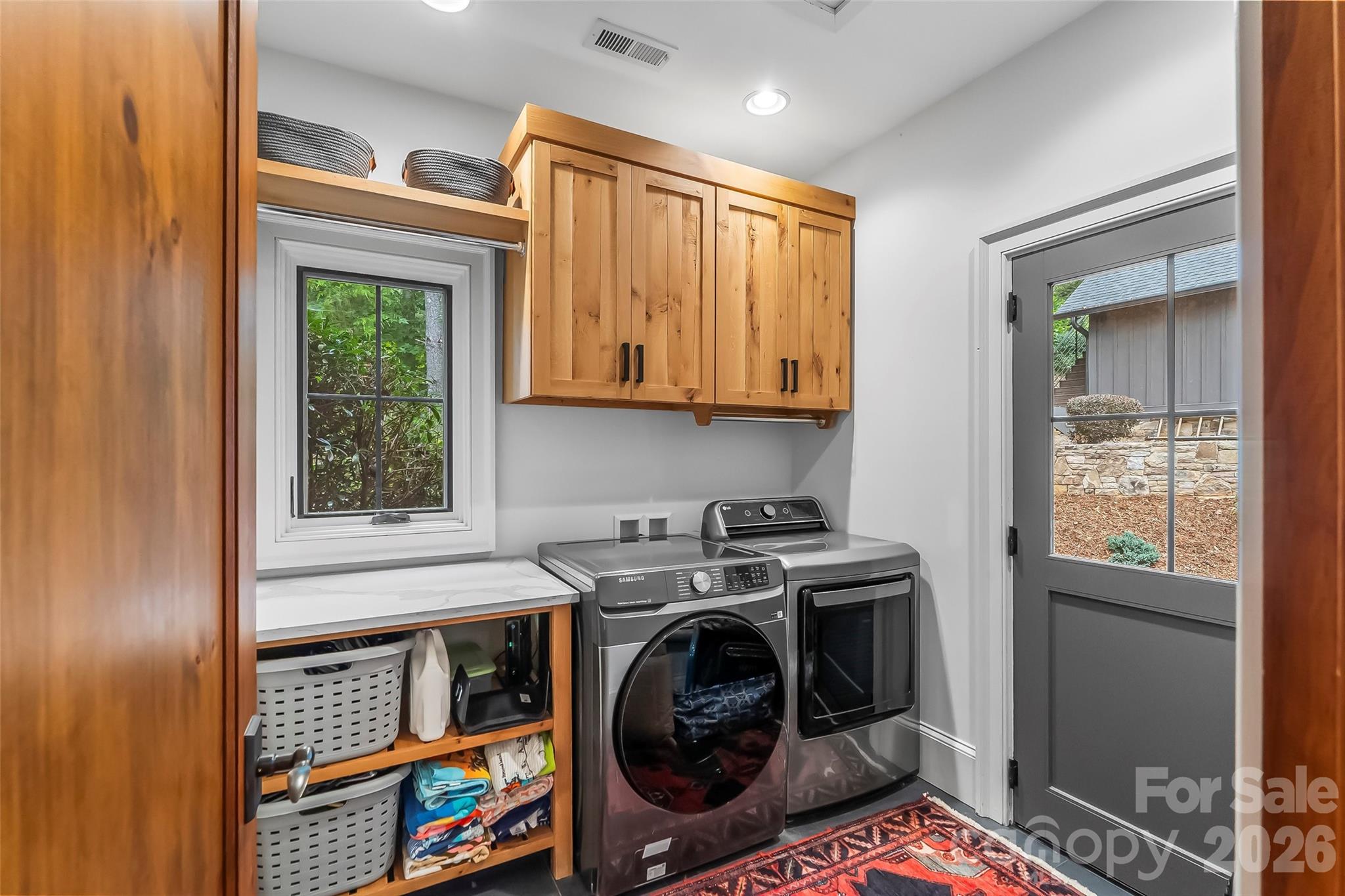 5069 Lighthouse Court