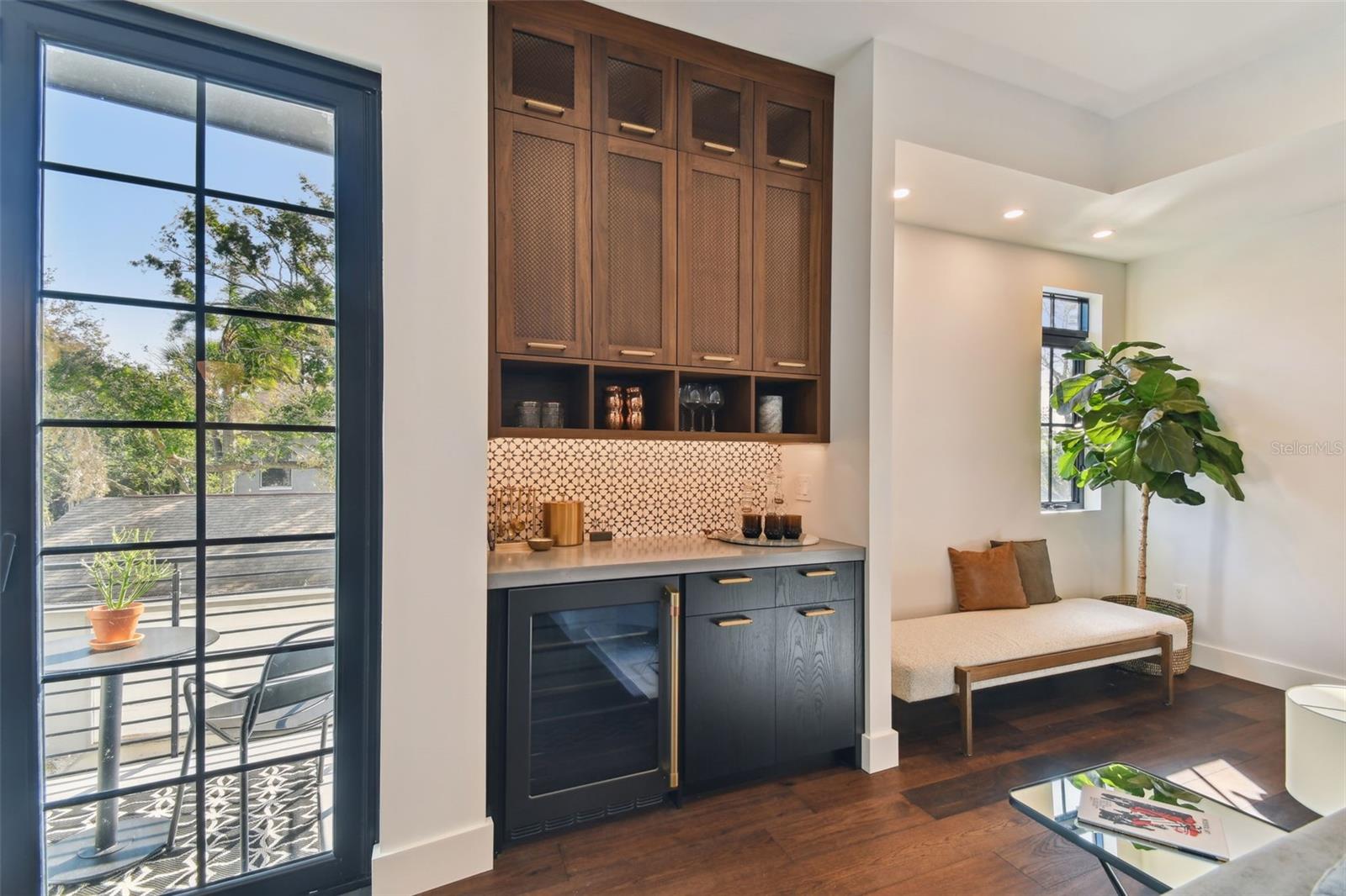 1312 W Azeele Street 1
