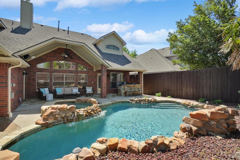 3808 Glenshannon Lane