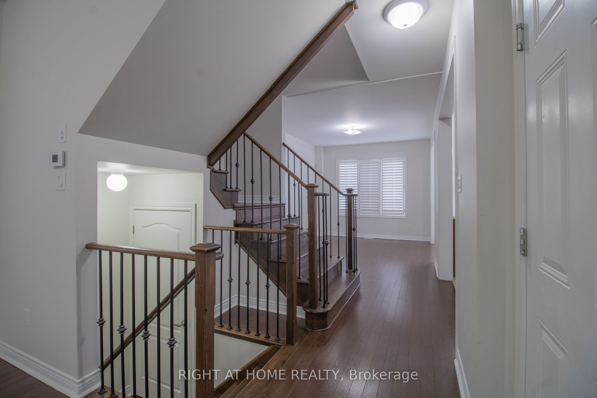 29 Keith-Wright Cres