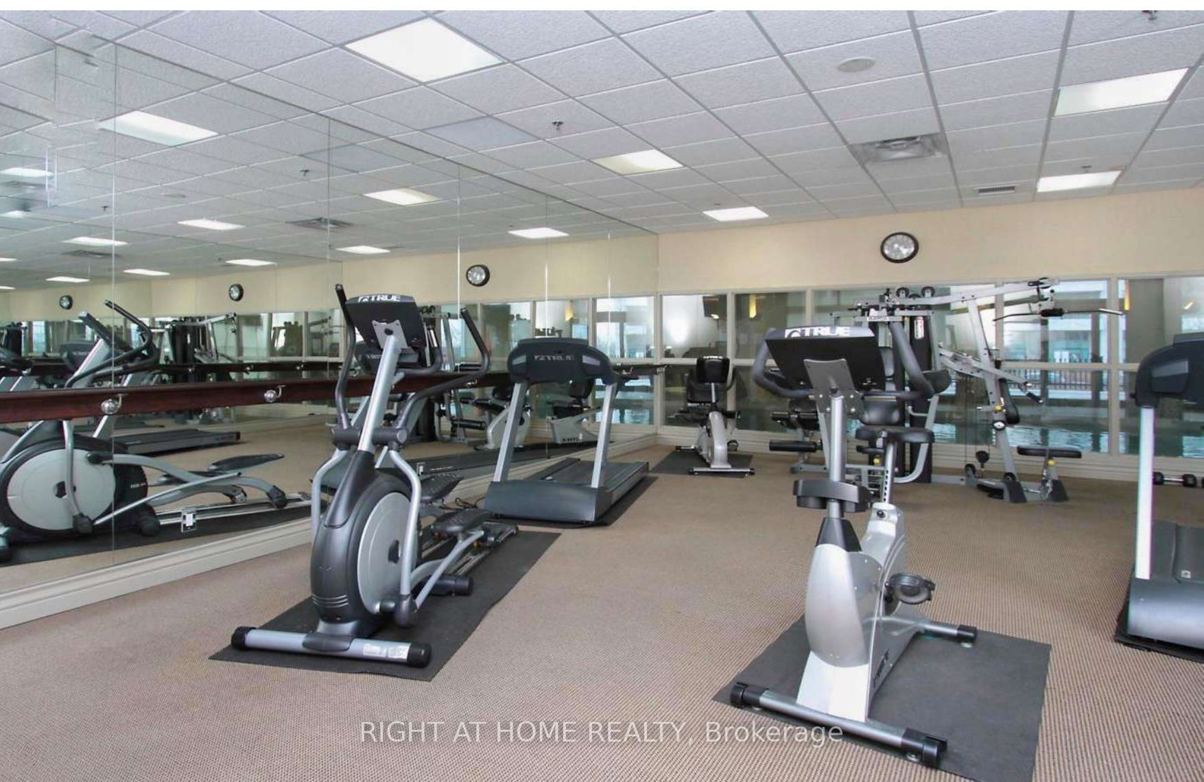 339 W Rathburn Rd 2011