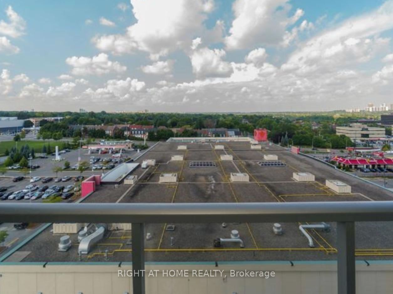 72 Esther Shiner Blvd 1009