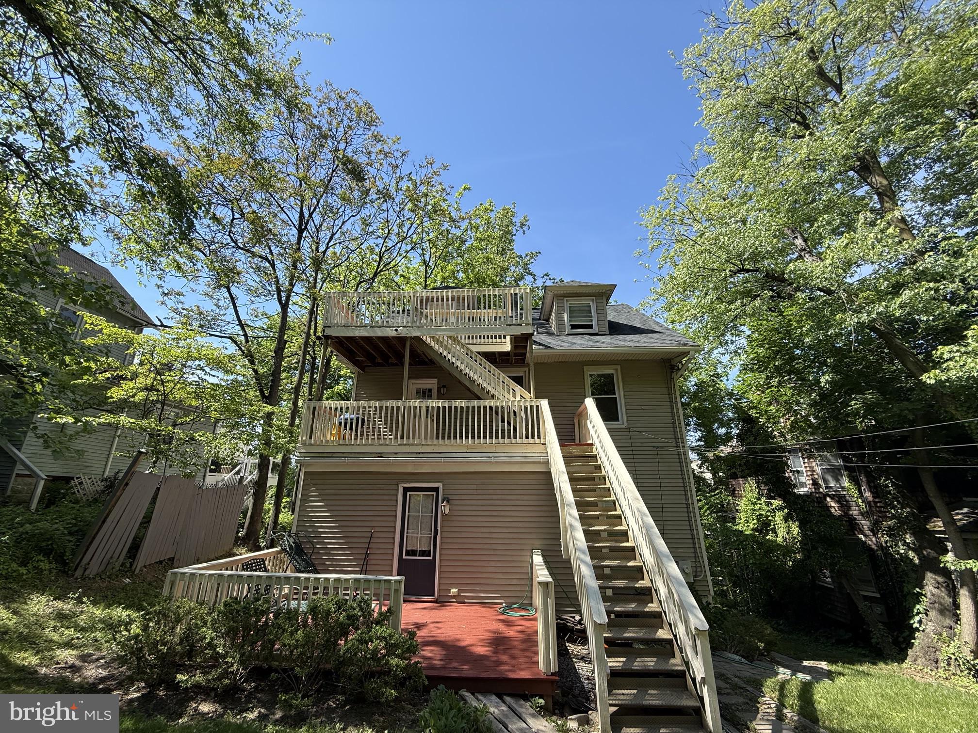 This modern rustic apartment unit is located conveniently in the heart of Mt. Washington within walking distance to the shops of Mt. Washington Mill as well as the Cross Keys. Also in walking distance is the Light Rail for eco-friendly trips to downtown Baltimore.Private parking for the unit is located on the back side of the house - free of charge. The unit is located on the 2nd level of the house and has private entry via a cobblestone walking path. Washer and dryer are located in-house and are also free of charge. Additional storage space is provided for any excess items.Schedule an appointment today!