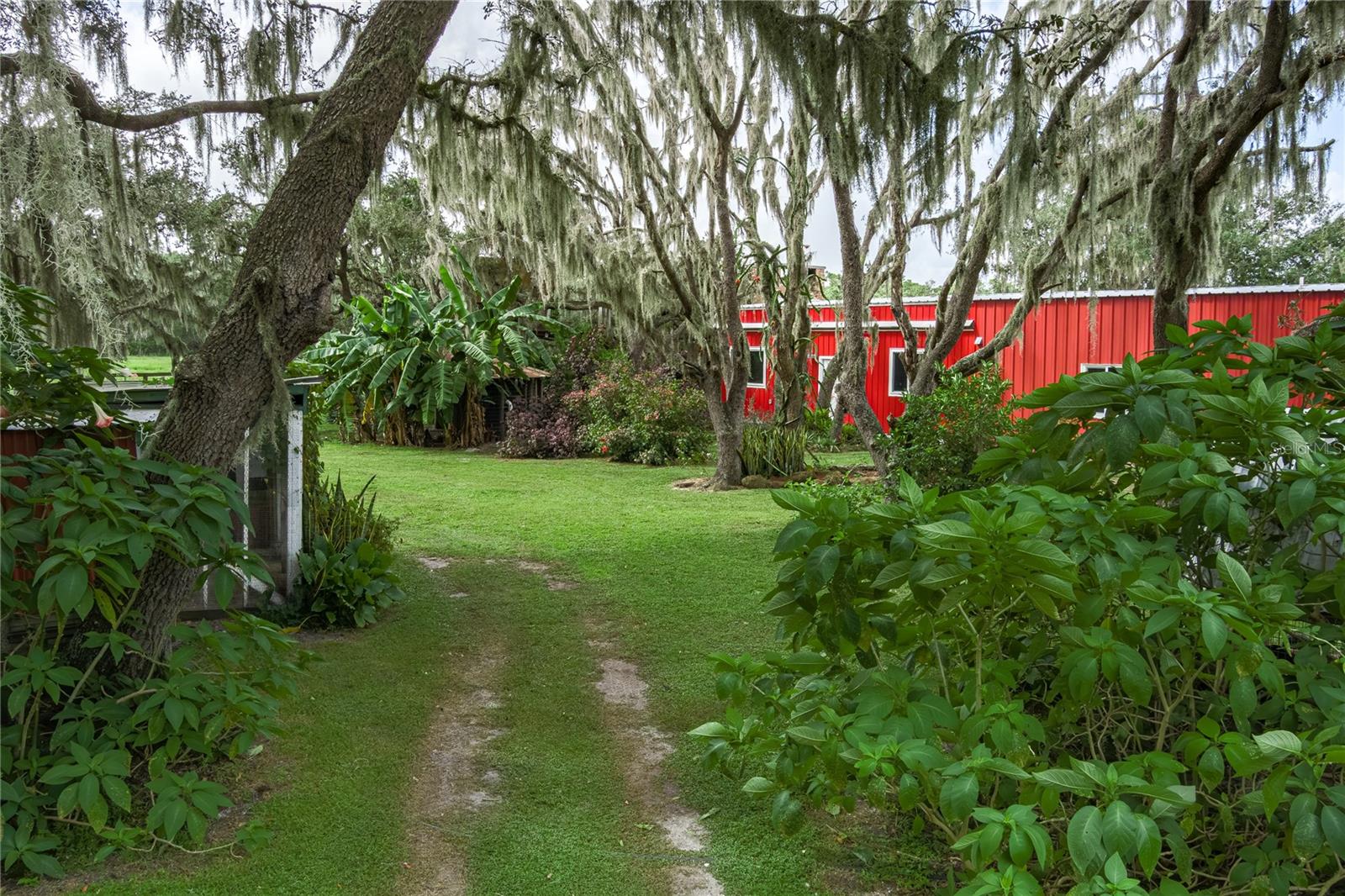 1126 & 1144 County Road 665