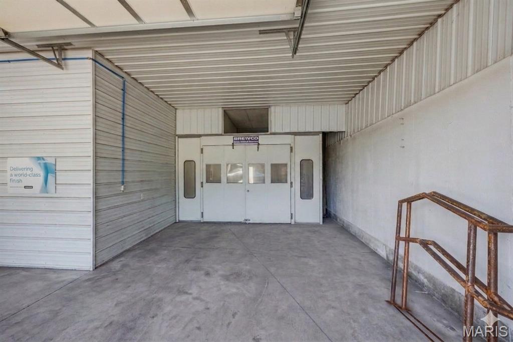 12410 S State Highway 21